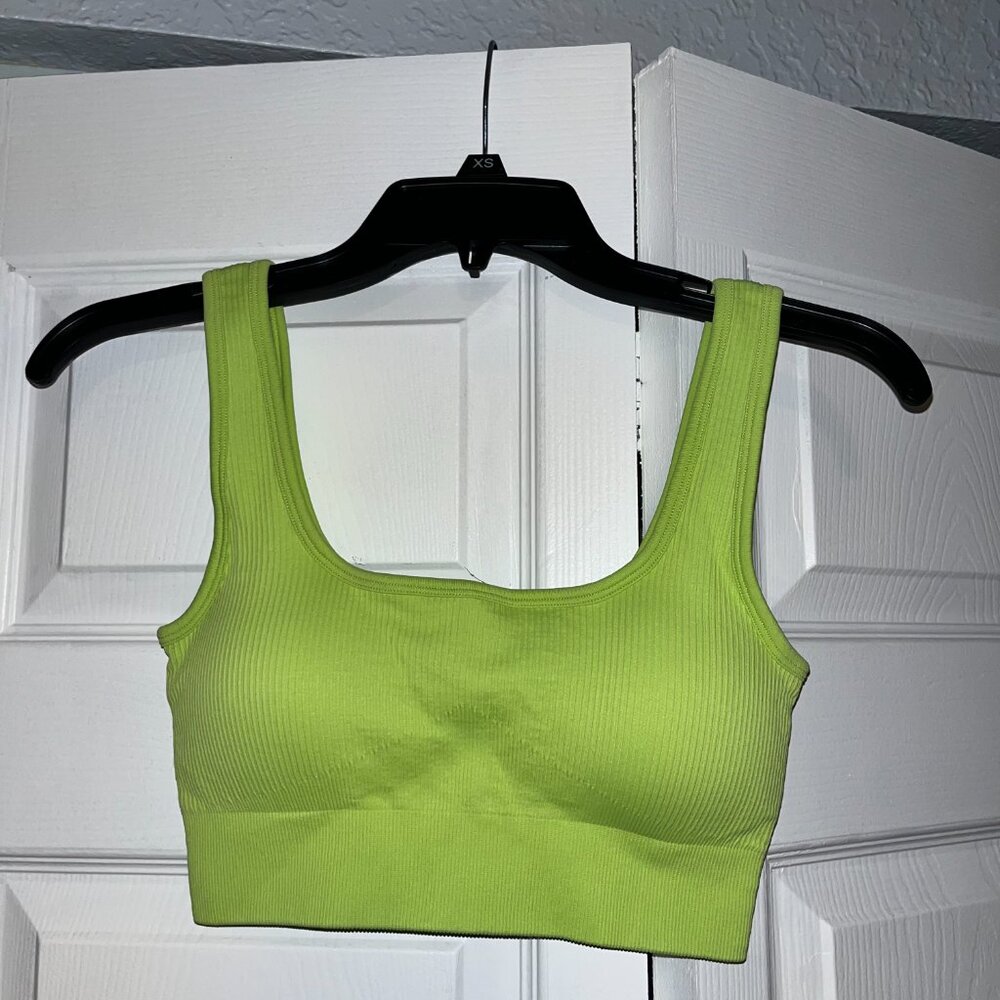 OQQ Sports Bra